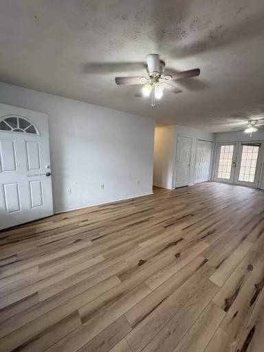 Main picture of 213 Post Rd