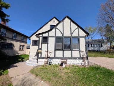 Main picture of 636 Gotzian St