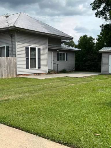 Main picture of 212 N Caswell St