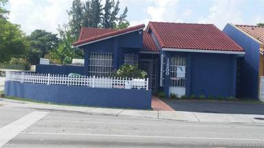 Main picture of 12210 SW 10th St