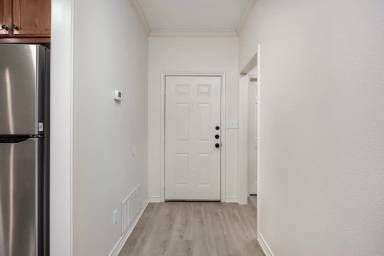 Main picture of 6914 County Road 1215