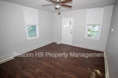 Main picture of 3969 E 64th St