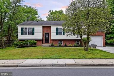 Main picture of 3809 Volta Ave