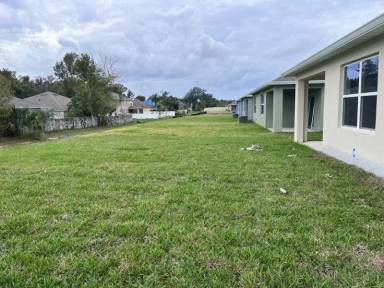 Main picture of 888 Hidden Palm Dr
