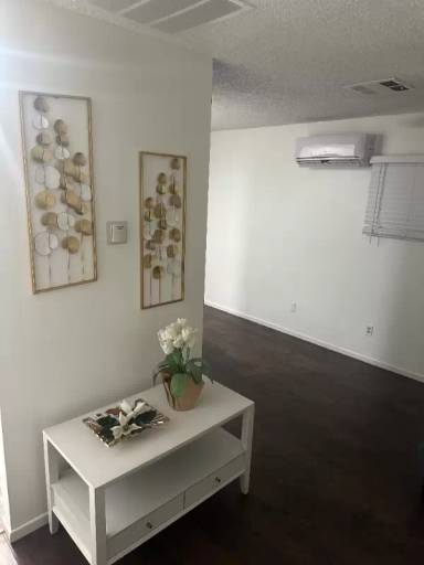 Main picture of 1248 Massachusetts Ave