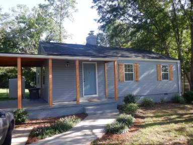 Main picture of 6 Milton Dr