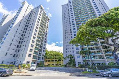 Main picture of 1448 Young St Condo