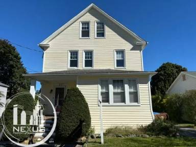 Main picture of 215 Division Ave