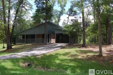 Main picture of 1559 Oakwood Dr