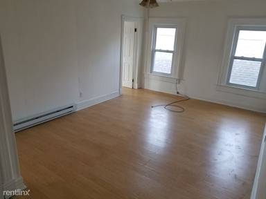 Main picture of 522 Main St
