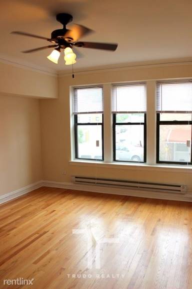 Main picture of 4614 N Paulina St