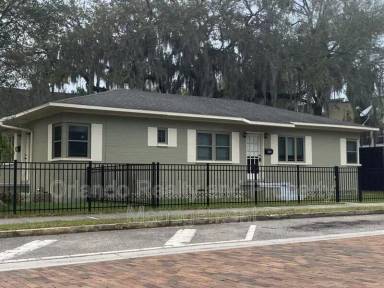Main picture of 803 N Thornton Ave