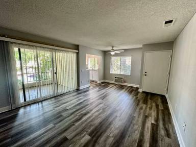 Main picture of 8355 Capricorn Way