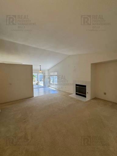 Main picture of 1266 Euclid St