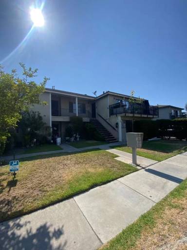 Main picture of 2561 E Terrace St