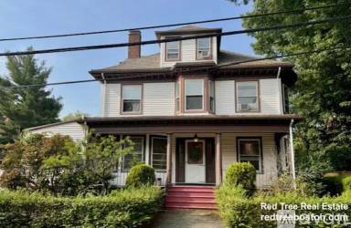 Main picture of 34 Auburn St