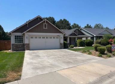 Main picture of 1097 N Cliff Creek Ave