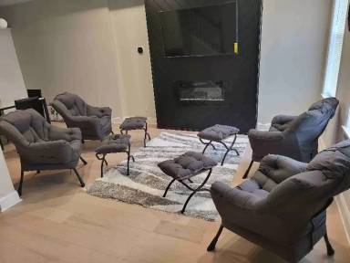 Main picture of 2621 Loyola Northway