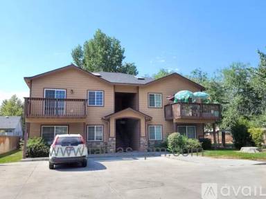 Main picture of 3507 N Maple Grove Rd