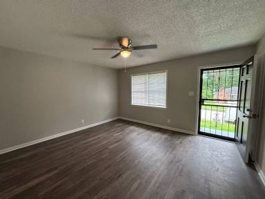 Main picture of 2248 Willow Wood Ave