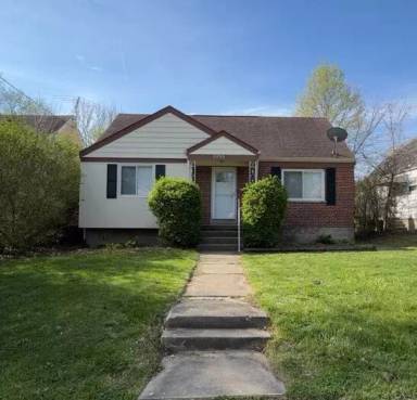 Main picture of 1925 Waltham Ave