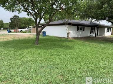 Main picture of 801 N Spears St