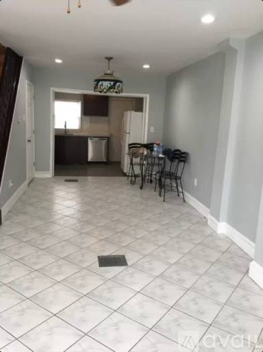 Main picture of 3647 Sears St