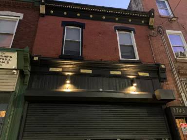 Main picture of 2743 Kensington Ave