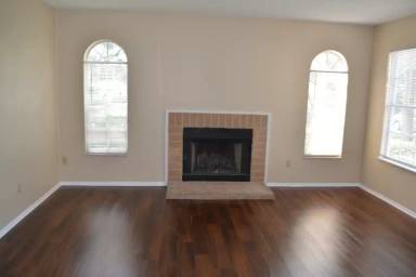 Main picture of 2197 Fox Chase Blvd