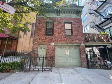 Main picture of 112 16th St