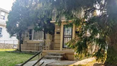 Main picture of 4624 N 39th St