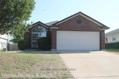 Main picture of 2203 Tracey Ann Ln