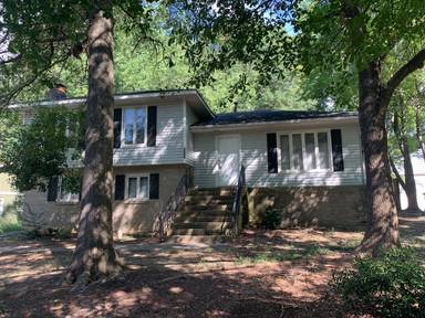 Main picture of 5913 McNair Rd
