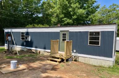 Main picture of 403 W Church St