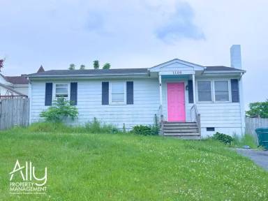 Main picture of 1100 4th St