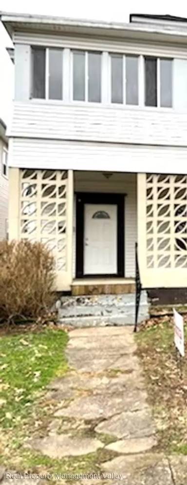 Main picture of 909 7th St