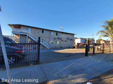 Main picture of 2375 Foothill Blvd