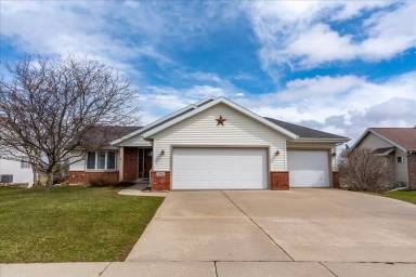 Main picture of 2644 Mica Rd
