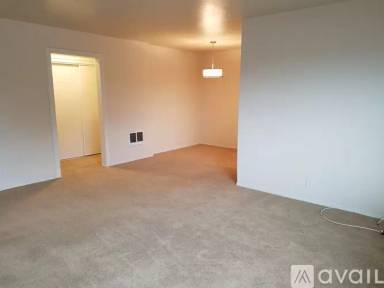 Main picture of 30 Grand View Ave