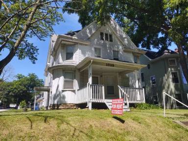 Main picture of 1029 16th St