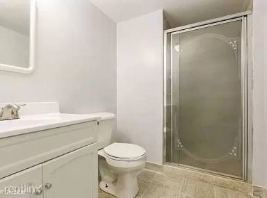Main picture of 135 Grove Ave