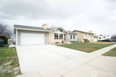 Main picture of 4658 W Thayn Dr