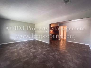 Main picture of 300 Almond St