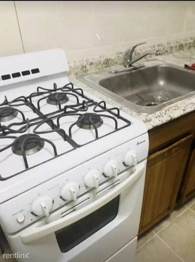 Main picture of 5853 44th Ave