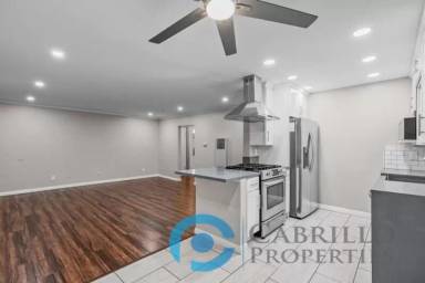 Main picture of 3112 30th St