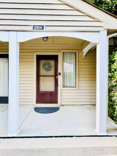 Main picture of 1514 Roberts Way