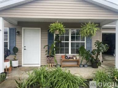 Main picture of 2150 Redbud Ln