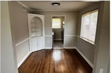 Main picture of 1801 Crest Hill Ave