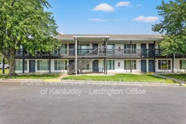 Main picture of 1685 Alexandria Dr