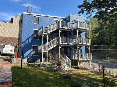 Main picture of 1785 Sycamore St